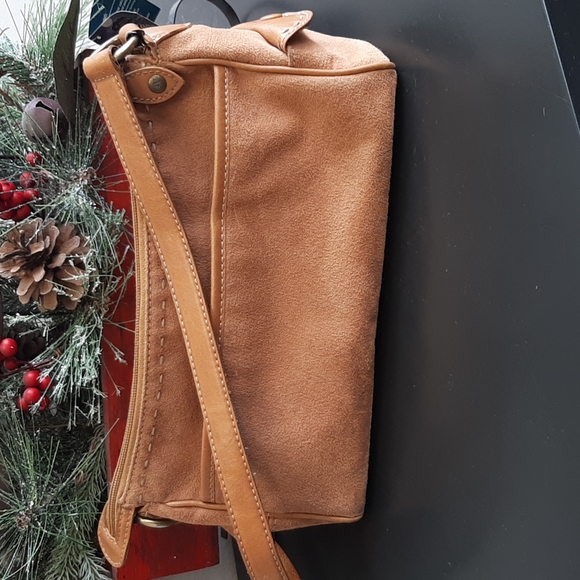 Gloria Vanderbilt Bags Gloria Vanderbilt Suede Purse Poshmark